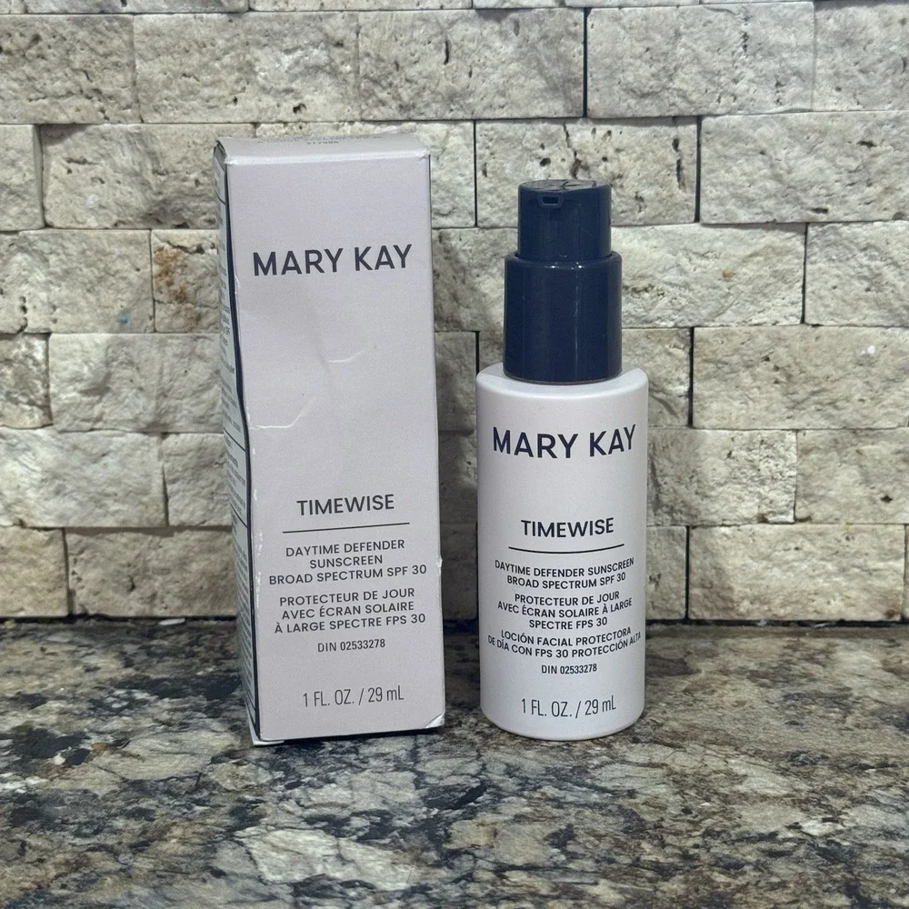 Mary Kay‎ TimeWise Daytime Defender Sunscreen Broad Spectrum SPF 30  1FL.OZ/29ml